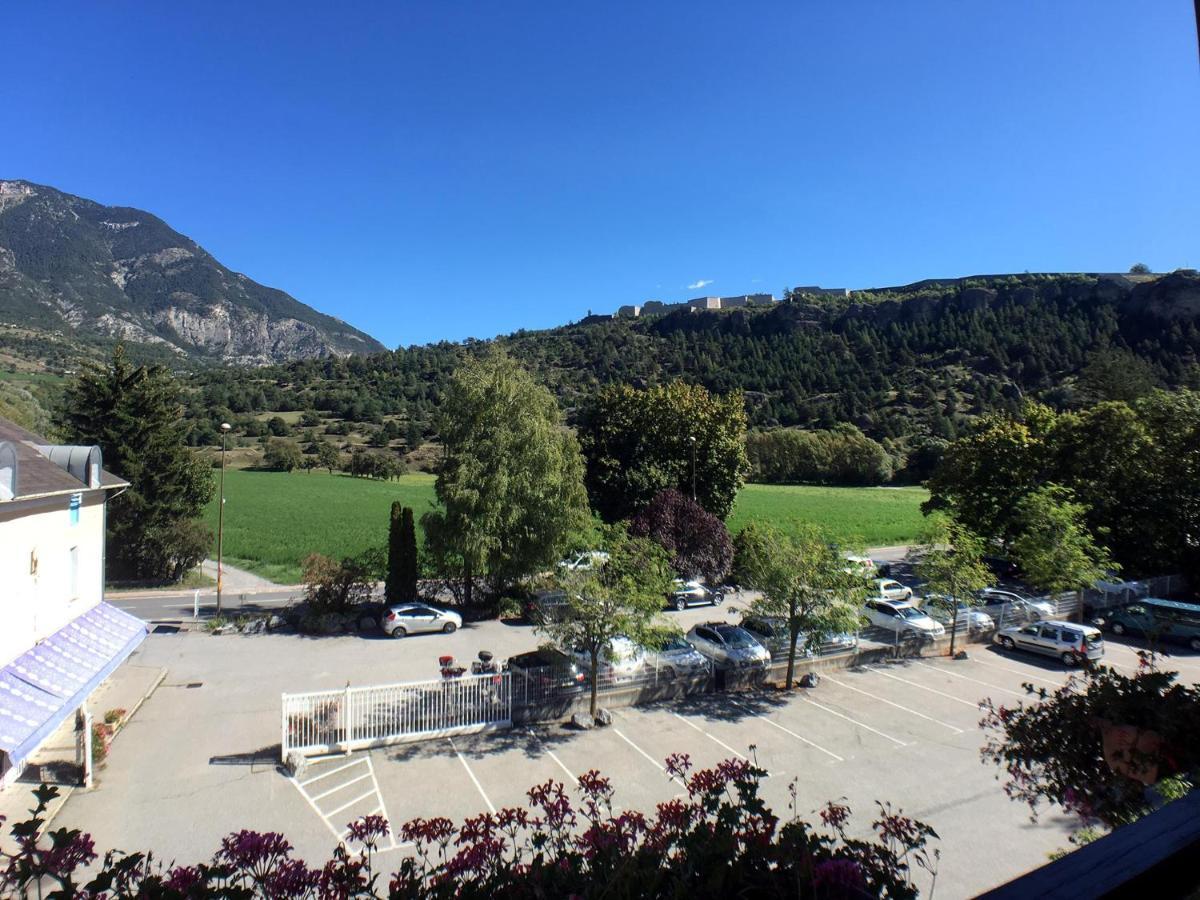 Hotel Lacour Eygliers ภายนอก รูปภาพ